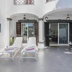 Karon Villa Almancil